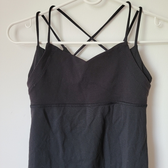 Ivivva by Lululemon kids line black tank top exercise workout top 14 - Picture 2 of 5